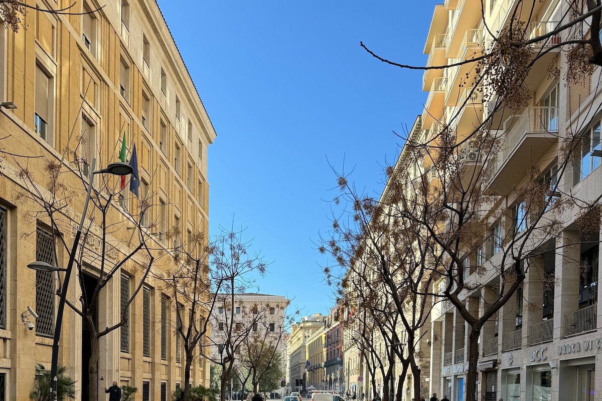 Casa Toledo – Piazza Municipio Luma Home gallery image 4
