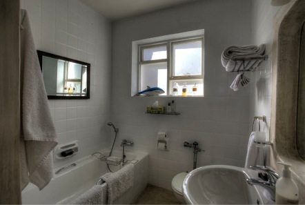 Photo 3 of Moses Beach Apartment accommodation in Clifton, Cape Town with 2 bedrooms and 2 bathrooms