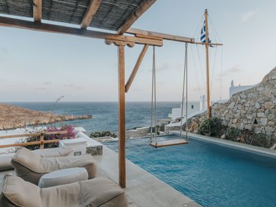 Private Cliffside Villa, 150 meters from the beach