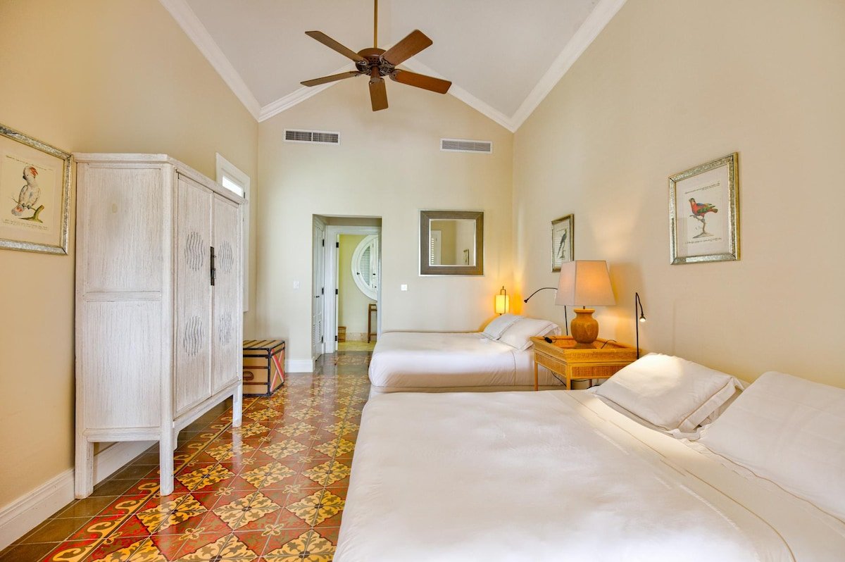 Villa Atalaya – Beautiful Villa with Large Garden gallery image 4