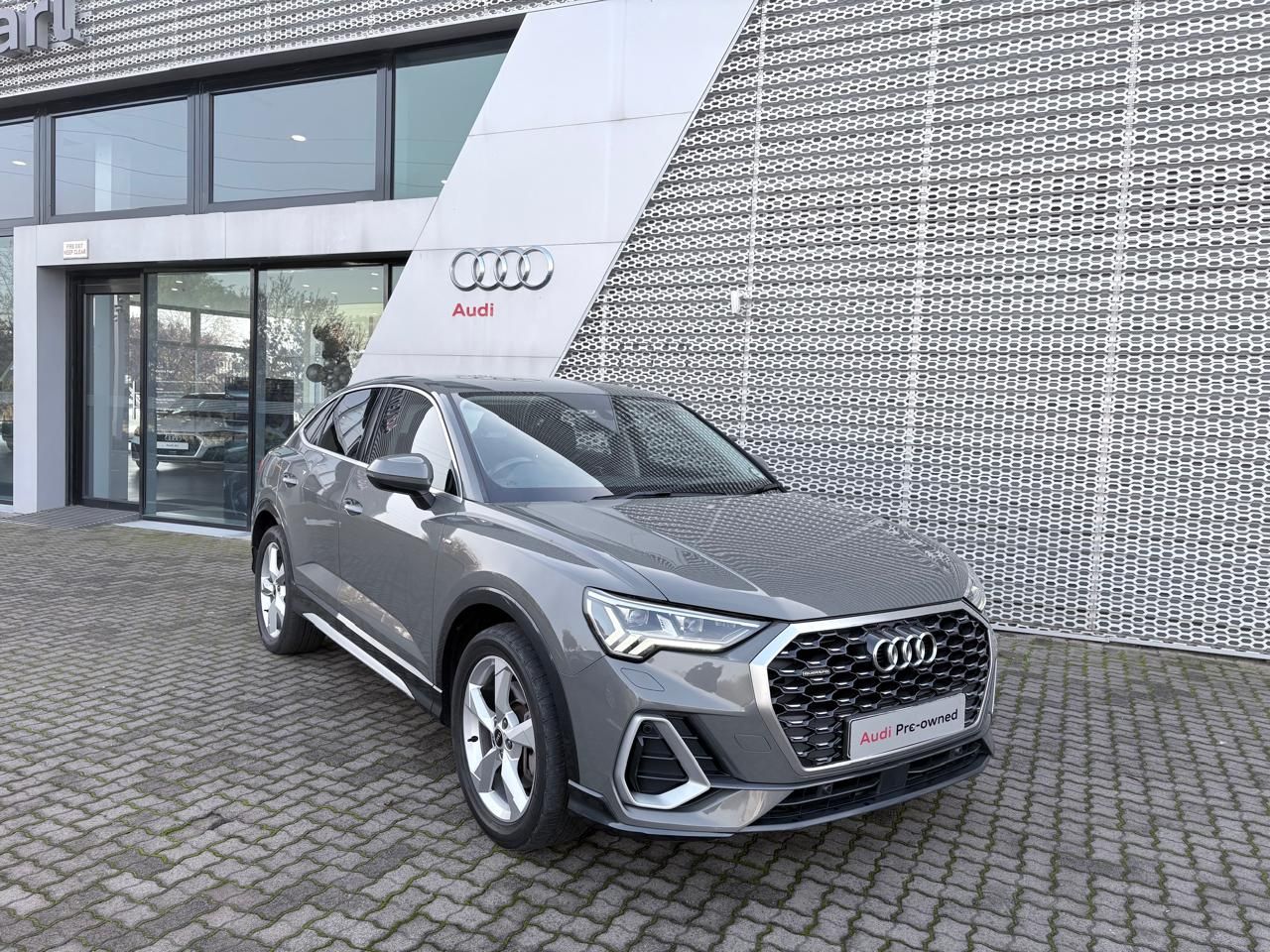 AUDI Q3 SPORTBACK 40 TFSI FSI QUAT STRON S LINE for Sale in South Africa