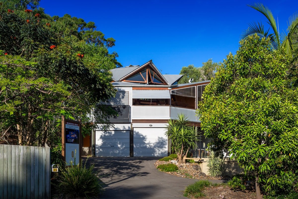 Dome House – Eco & Pet Friendly Treehouse gallery image 2