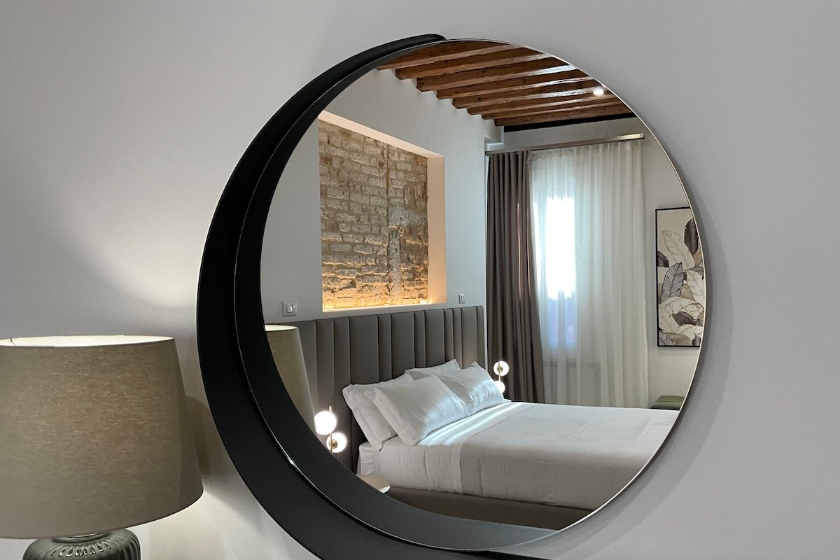Cà Gemma Elegant Venice stay, 8 min from St.Mark’s gallery image 2