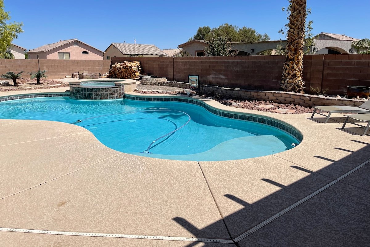 PEACEFUL PARADISE W/POOL gallery image 2