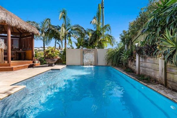 Beachside townhouse ocean views private pool /spa