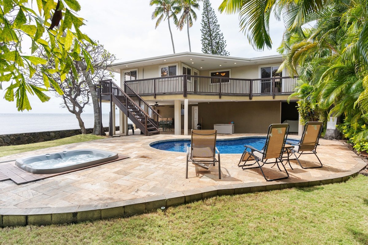 BEACHFRONT & POOL/ 4 BEDROOMS/4 BATHROOMS/JACUZZI gallery image 3