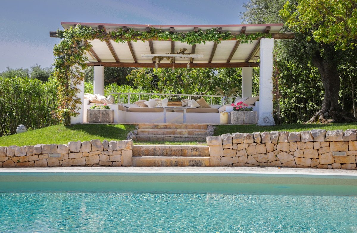 TD Dimora di Genna Trulletto with Lush Garden Pool gallery image 2