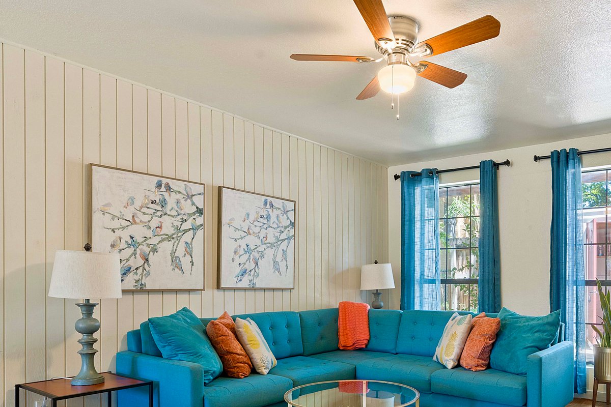 Smack Dab in the Middle: Location Comfort & Price