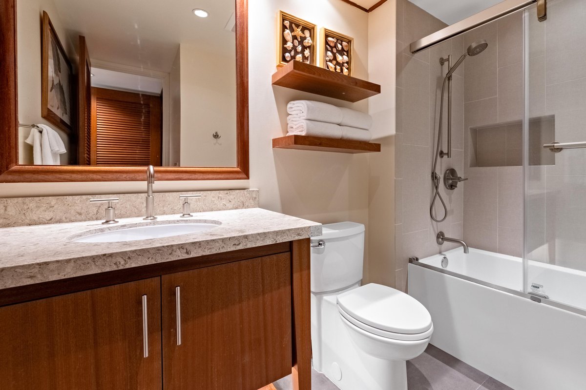 Mauna Lani Point | B204