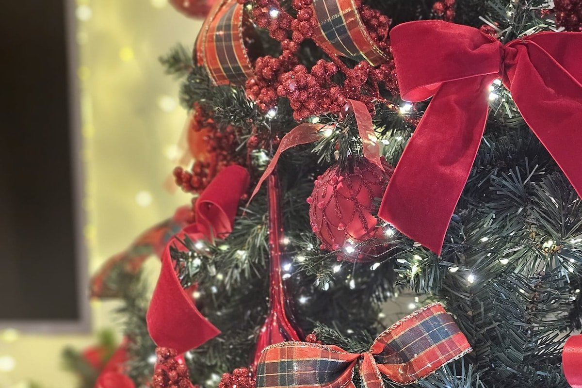 Christmas House in the Heart of London gallery image 3