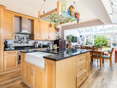 5 Bed town house in Fulham/Hammersmith by River