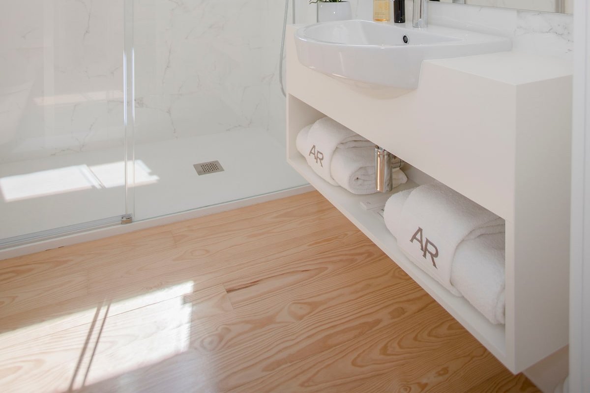 Amazing Penthouse great location – you’ll love it! gallery image 5