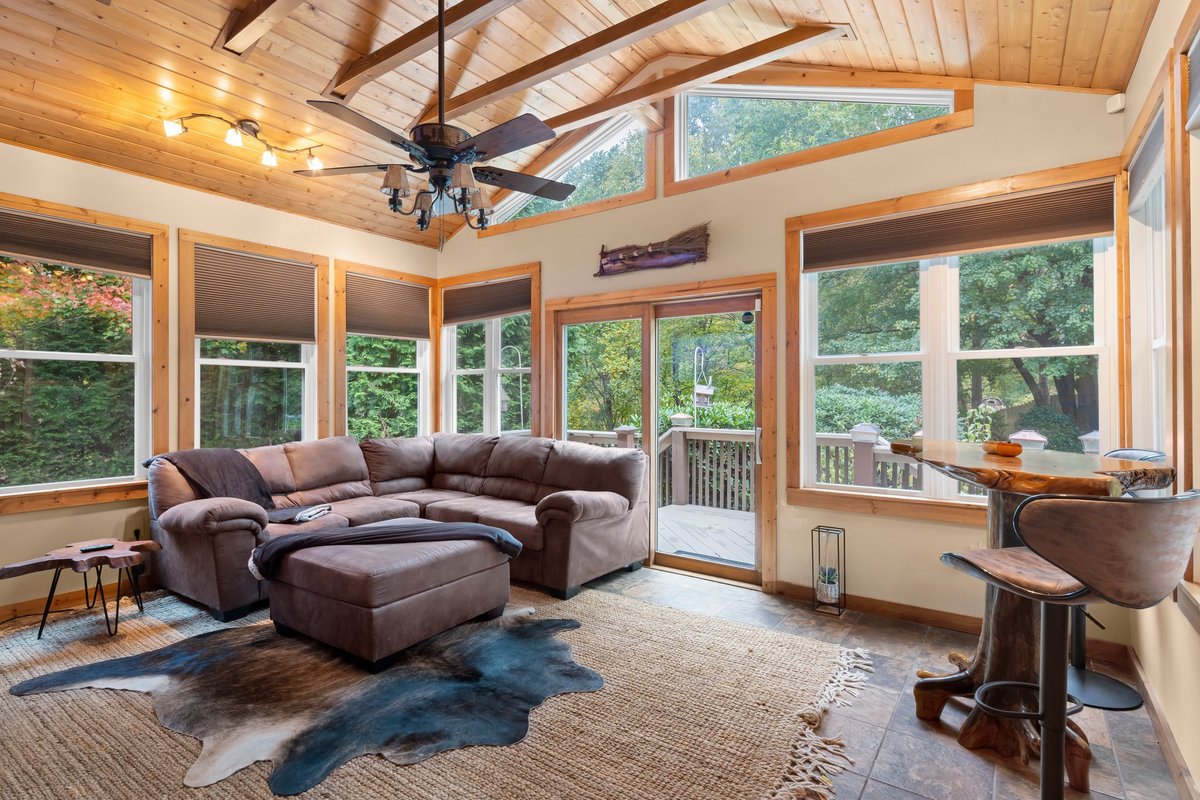 Asheville 5BR Retreat GameRoom, Hot Tub, Fire Pit