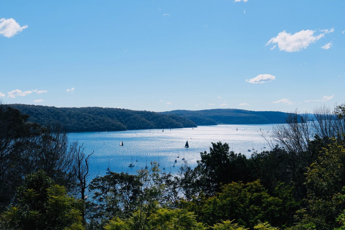 Panoramic Water Views in Treetop Luxury gallery image 2