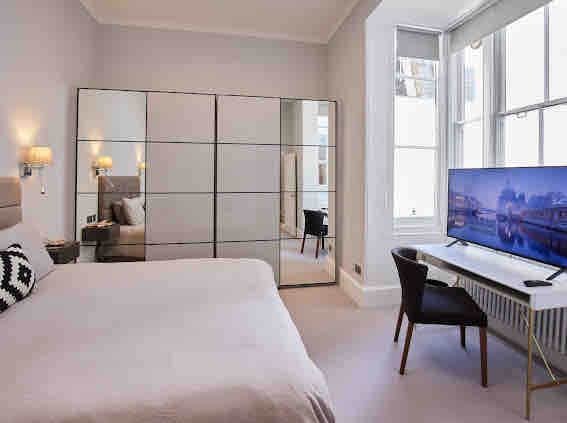 Mid Term 90+ Days Knightsbridge Garden Square gallery image 5