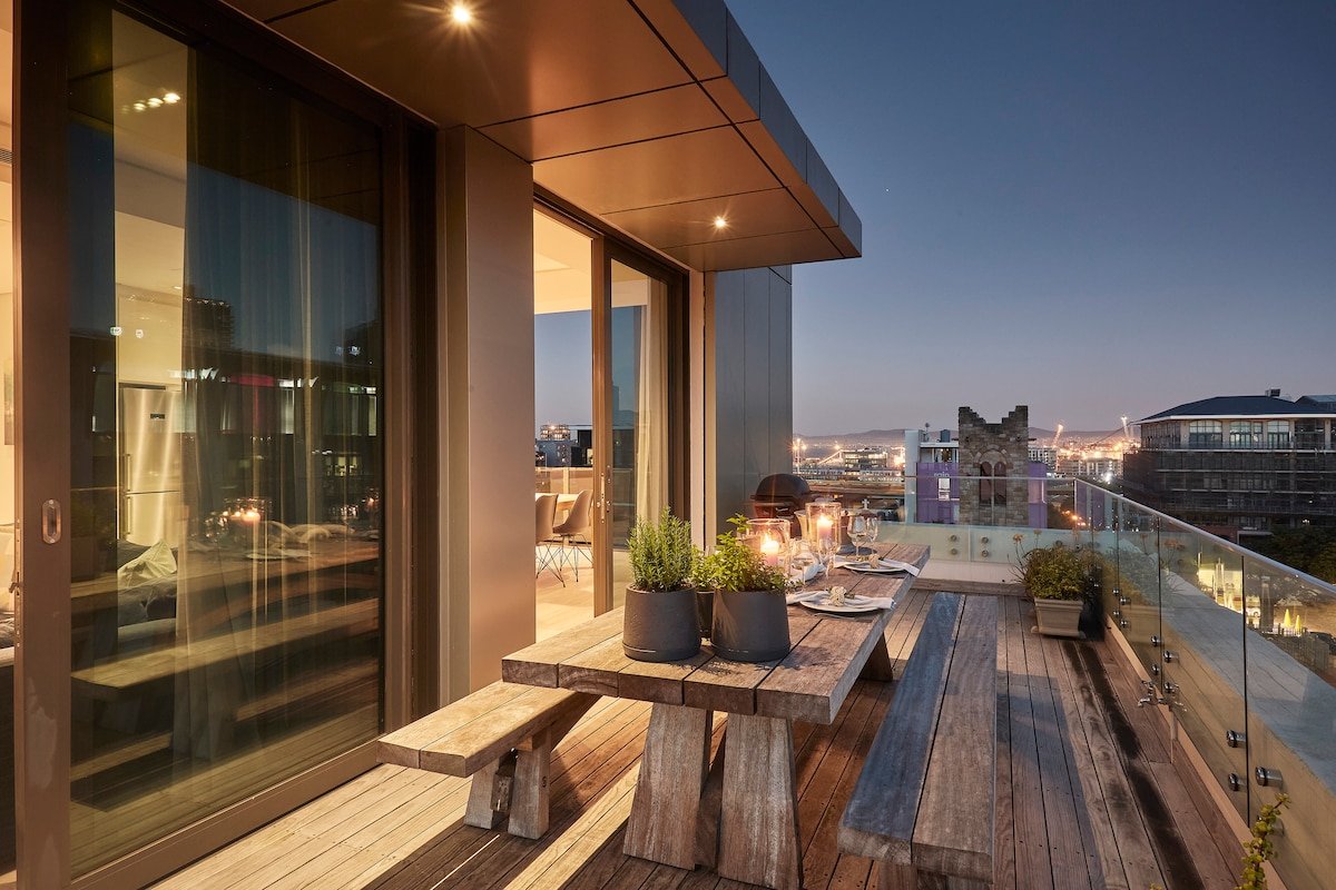 Penthouse on Napier gallery image 4