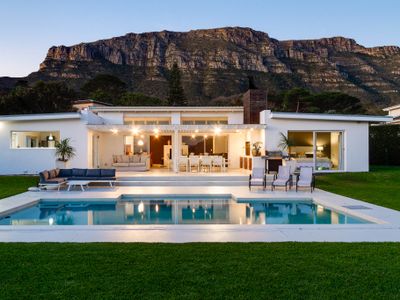 Hidden Haven – 5 Bed Villa with pool & Sea Views