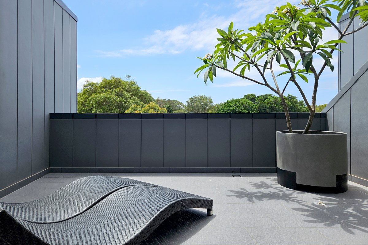 3 Levels Near Airport/Beach/City (FREE City Park*)