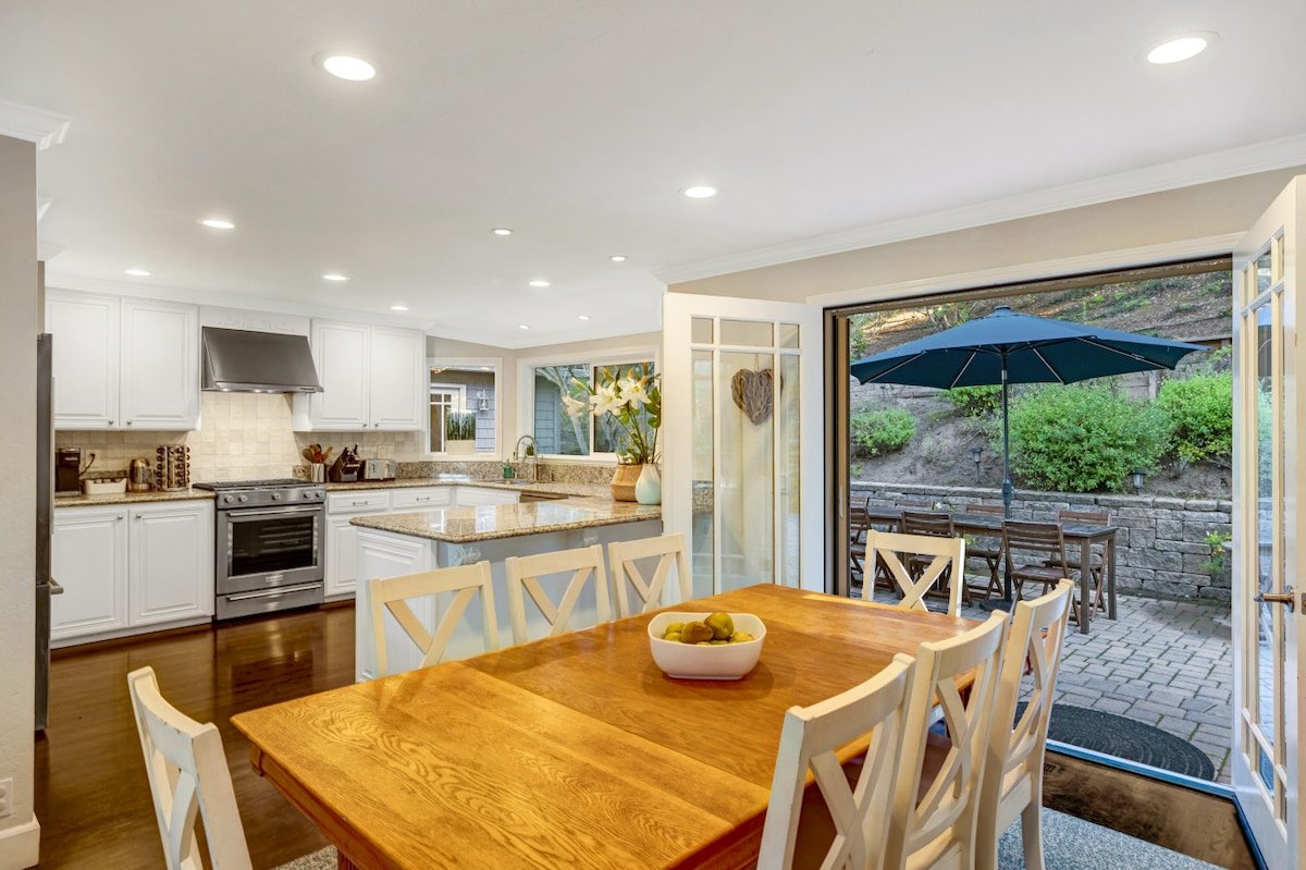 Family Getaway Villa gallery image 4