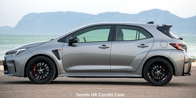 TOYOTA GR COROLLA 1.6T CIRCUIT A/T (5DR) - 12 