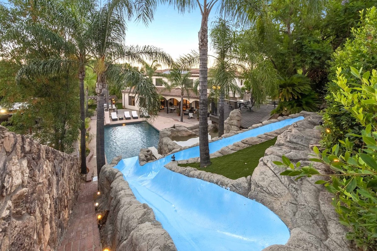 *Private Water Park* Hidden Cave! Outdoor Ktchn! gallery image 3