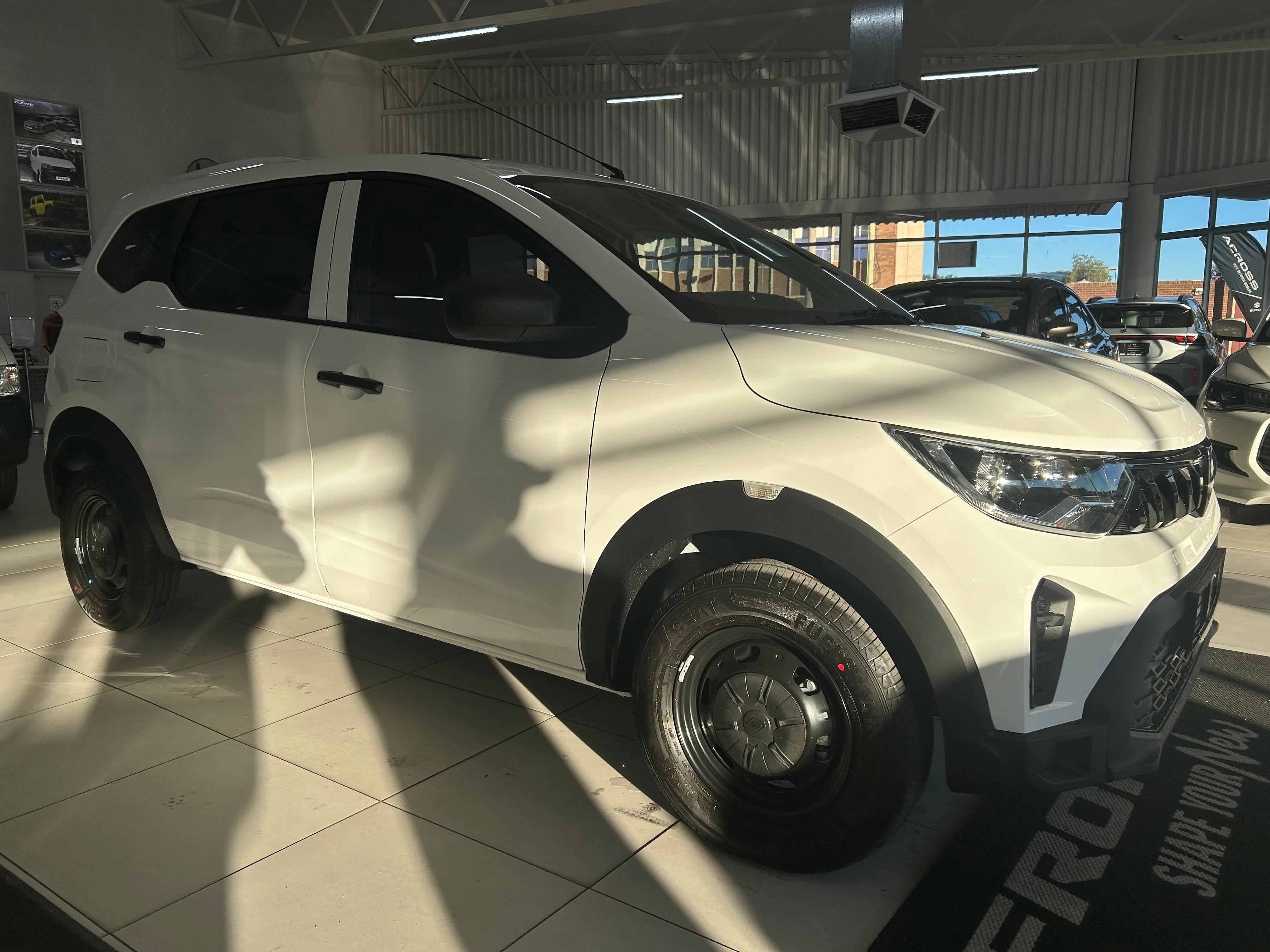 RENAULT TRIBER 1.0 EVOLUTION for Sale in South Africa