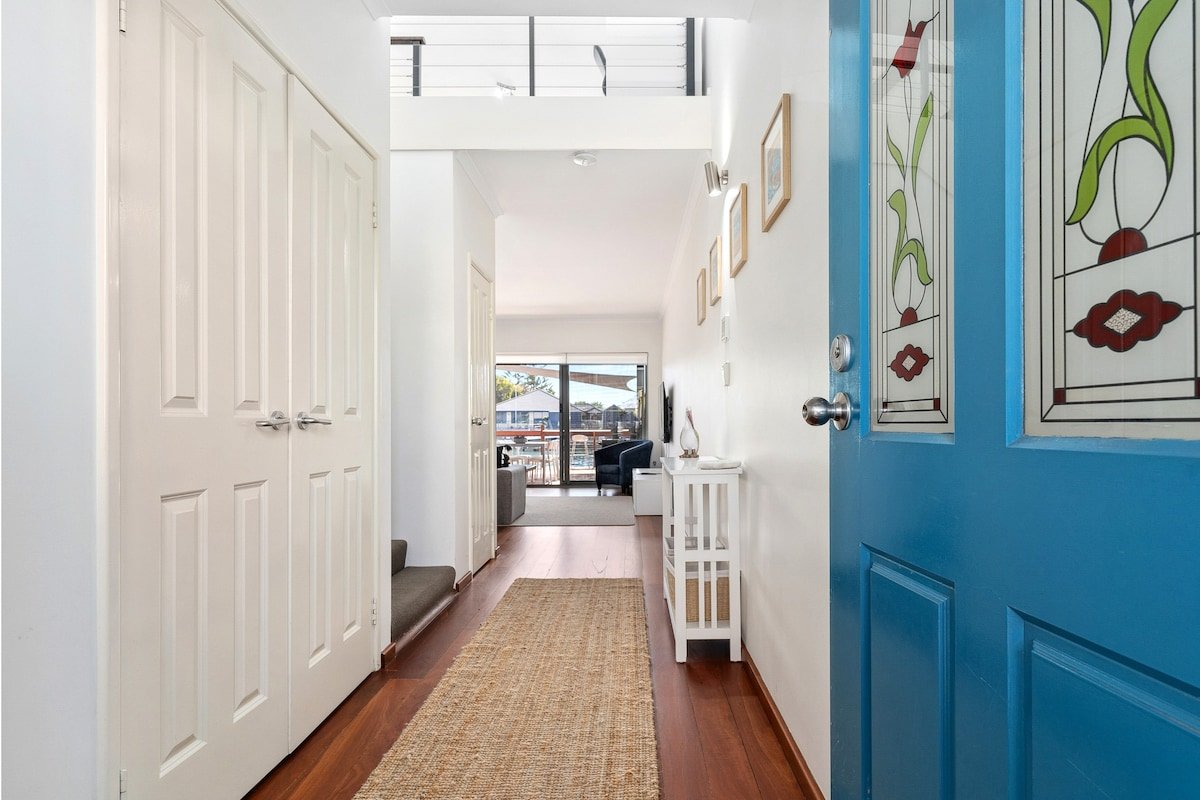 Piccolo Waters – Mandurah, Halls Head Canal Home gallery image 5