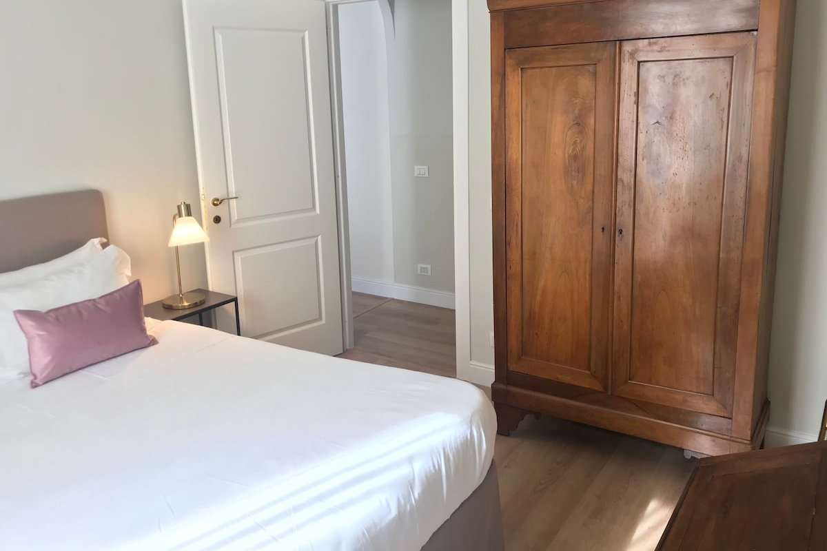 Vatican Holiday Home IV gallery image 5