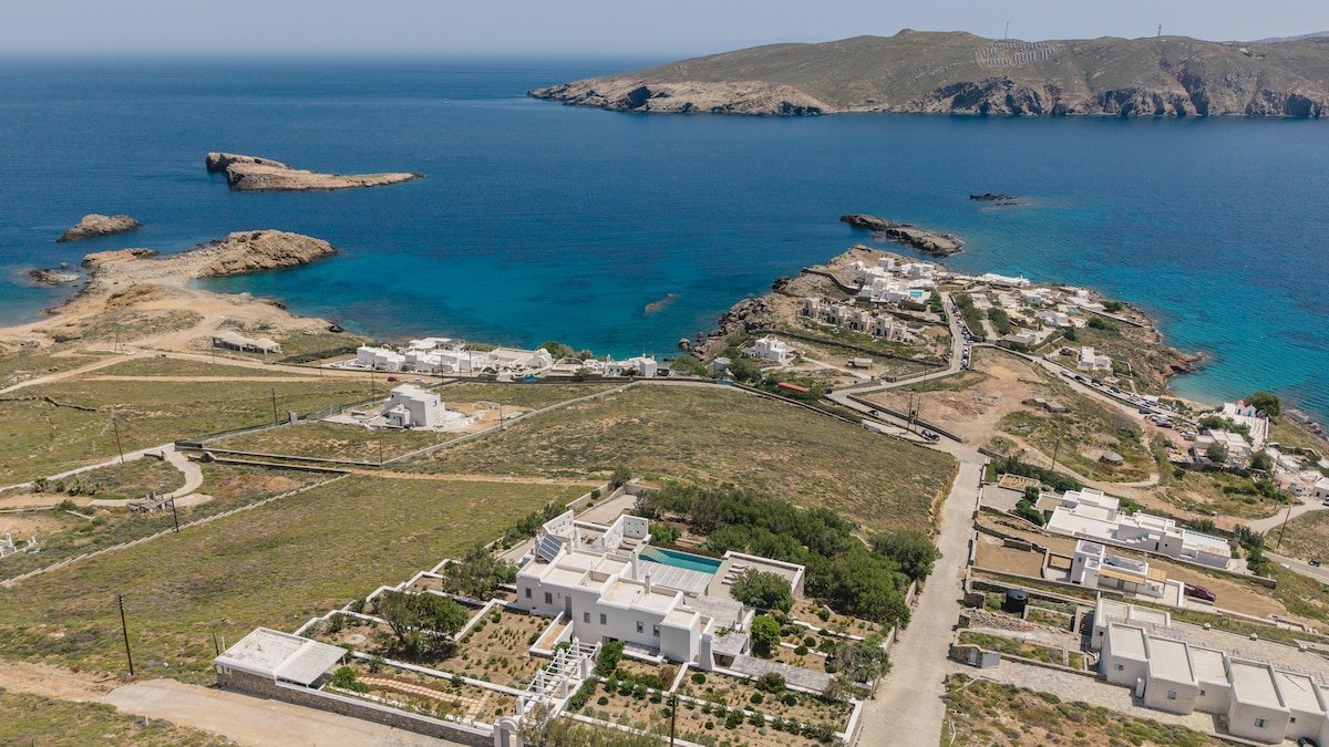 Villa Bohemian Blue | MG Villas | beach in 200m gallery image 3