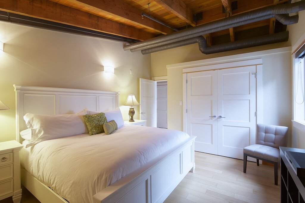 Ocean View Penthouse on Salt Spring Island gallery image 5