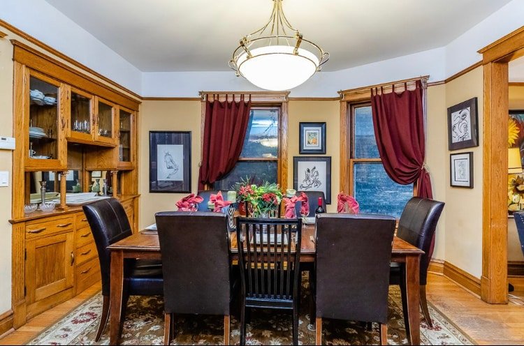 5 Bedroom Wrigleyville Experience right by stadium gallery image 5