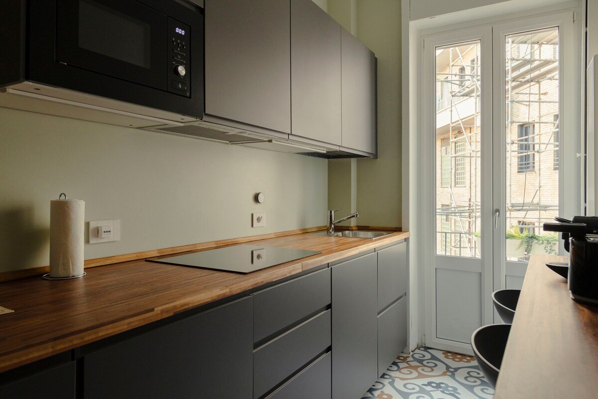 Bright Apartment near Duomo Square – 4 Guests gallery image 4