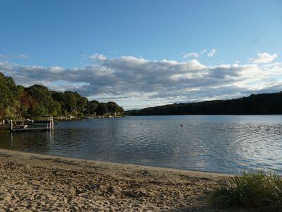 7 Bed in Narragansett – walk to private beach