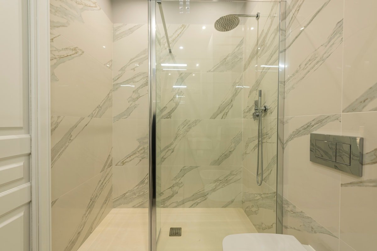 Firenze Rentals Luxury Ponte Vecchio II gallery image 4