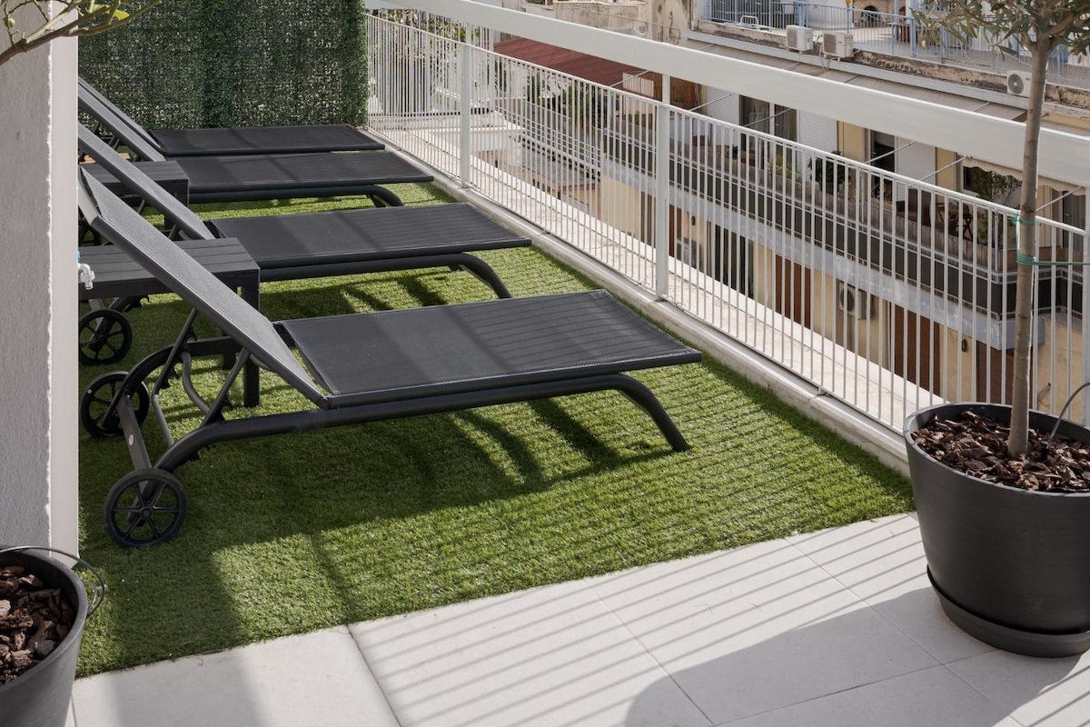 Athens Golden Light Premium Residence gallery image 5