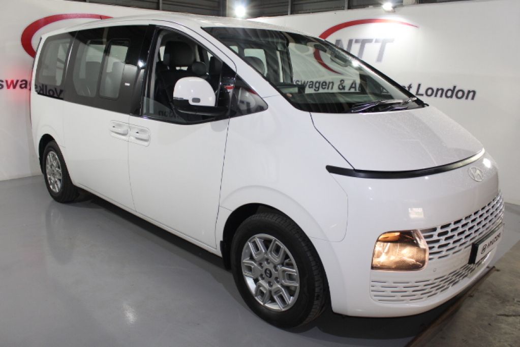 HYUNDAI STARIA 2.2D EXECUTIVE  for Sale in South Africa