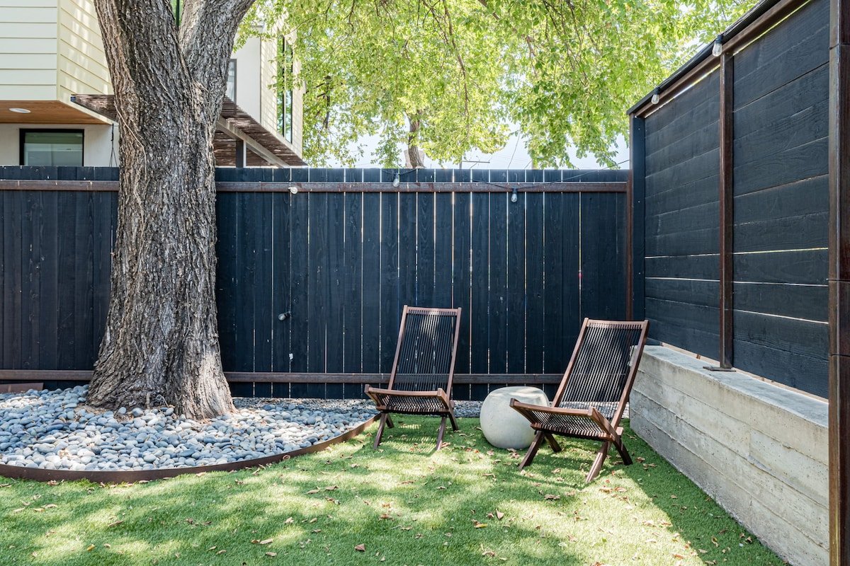 Modern Farmhouse with Rooftop Deck Downtown Views! gallery image 4