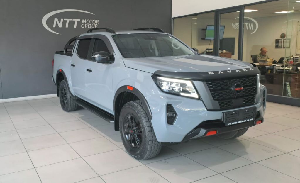 NISSAN NAVARA 2.5DDTI PRO-4X 4X4  for Sale in South Africa