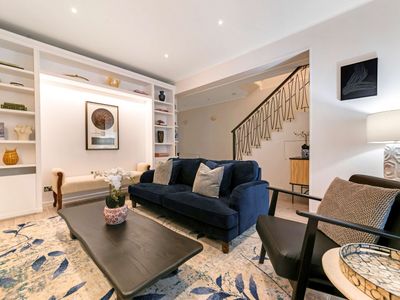 Spacious South Kensington Garden Flat