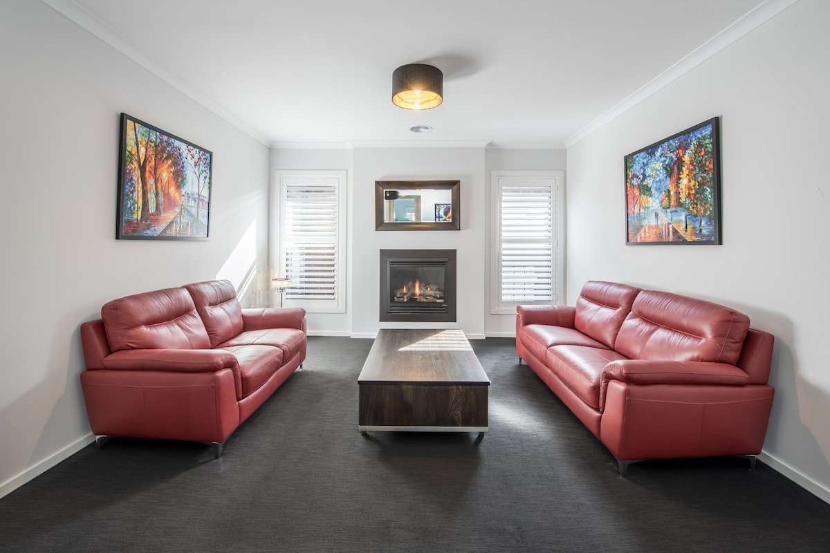 Hillside Torquay – Sleeps 17 – Strictly Family gallery image 2