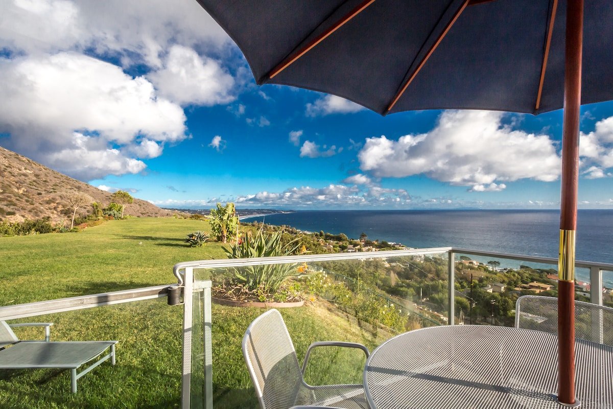 Malibu Ocean View Estate- 360° Amazing Views gallery image 4