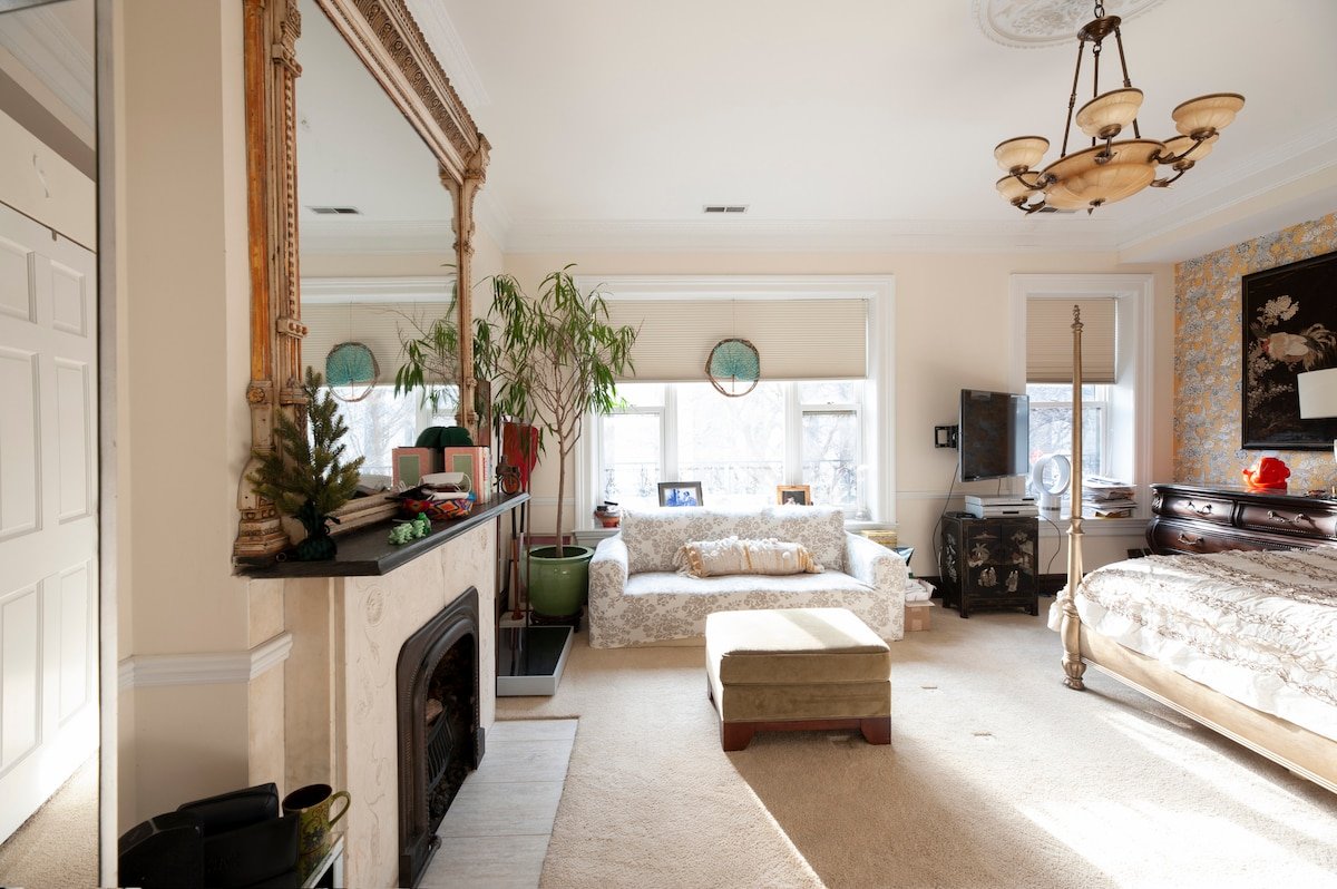 Downtn mansion, host weddings, events, reunions 🎈🎈 gallery image 2