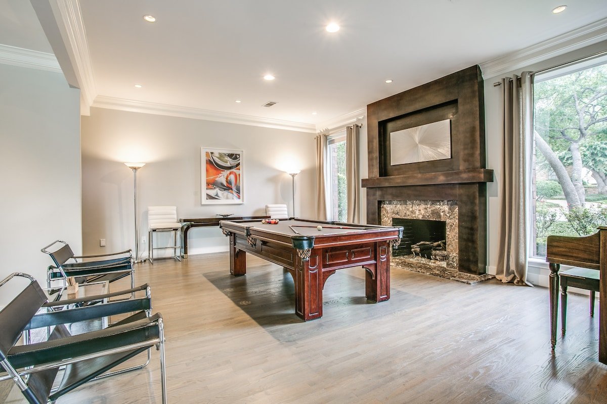 The Best Dallas Has To Offer. Heated Pool/Spa! gallery image 5