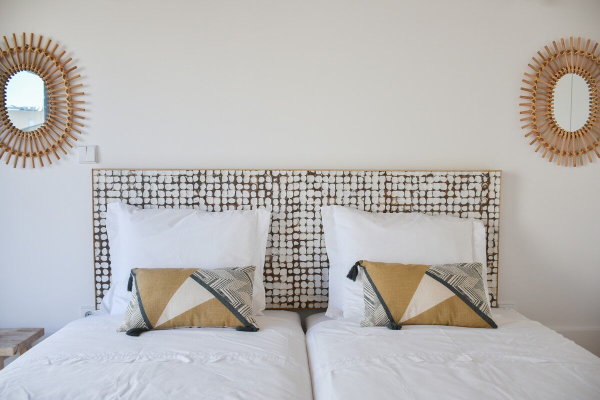 Sunny penthouse jacuzzi 2 bedrooms, center gallery image 5