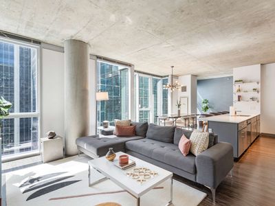 Exclusive 3BR with Views, Ideal for Tourists