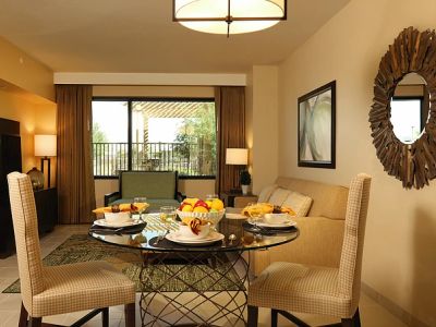 2 Bedroom Haven of Luxury Near The Strip