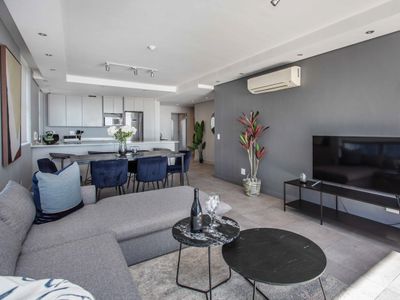 Sea Views • 3 bedThe Fairmont Sea Point/BantryBay