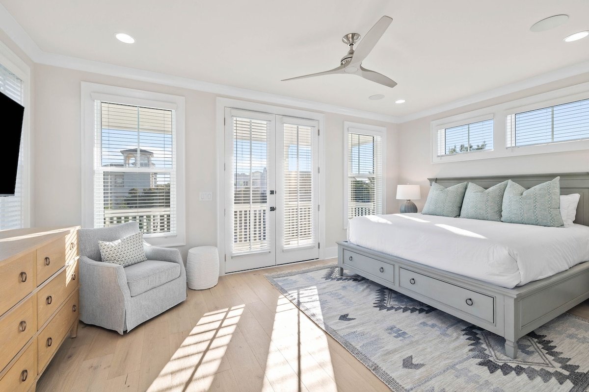 Seacrest Stunner! STEPS to Beach & Town! 4 Bikes! gallery image 2