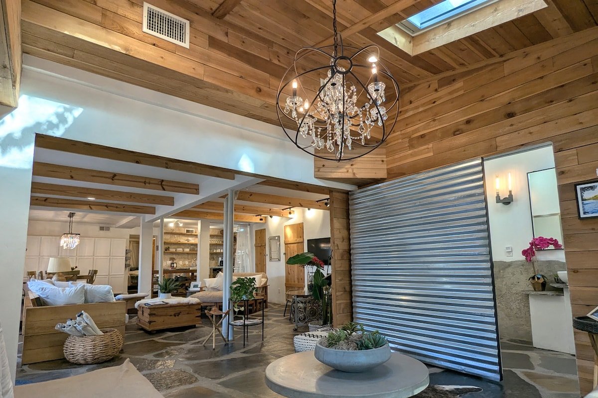 Kayak-Swim-SUP-Nature-Hikes-7 min to city center gallery image 5