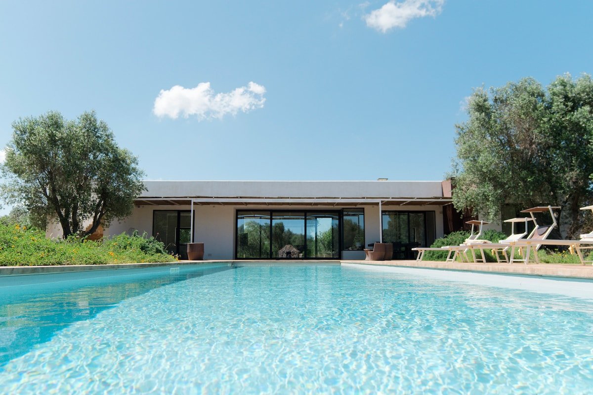 Villa with pool in Puglia gallery image 2